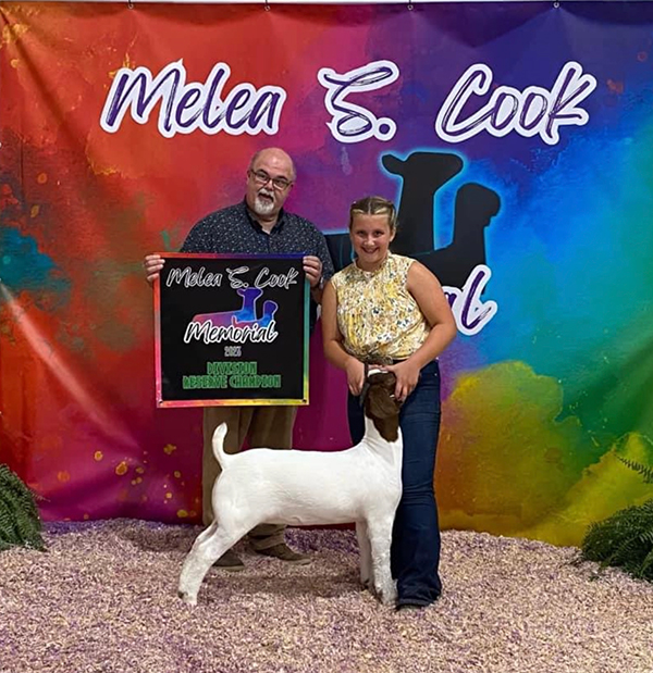 Reserve Overall Doe Melen Cook Memorial Reserve Overall Doe<br />
Melen Cook Memorial